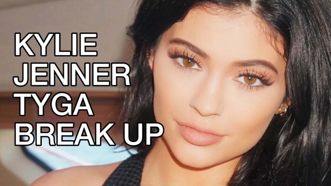 Kylie Jenner Tyga Break Up: Sexy Snapchat, Instagram, Kendall Jenner Flips the Bird